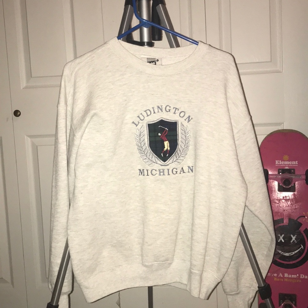LUDINGTON GOLF CLUB UNISEX SWEATSHIRT SMALL Comfy!